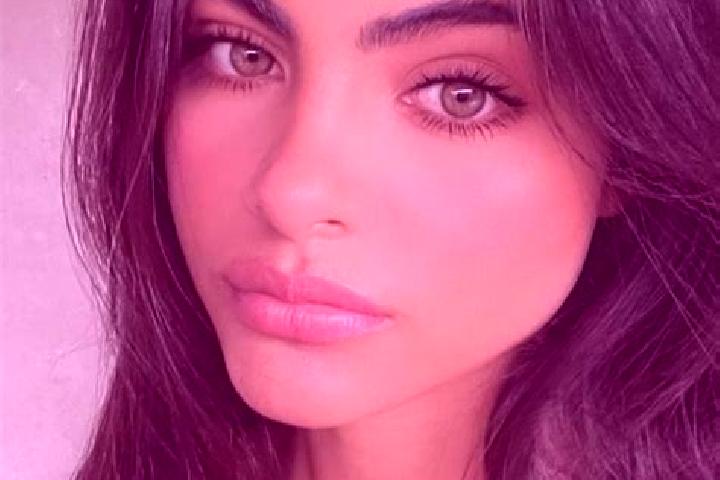 Piper, 23, a blonde dark-eyed latina companion based in Poynton. Offering Dinner Date, A-Level, Party Girl. Available for incall and outcall, day and evening...