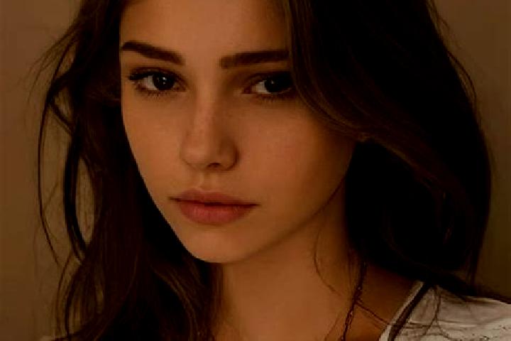 Piper, 23, a chestnut brown-eyed slavic companion based in Gaukonigshofen. Offering Overnight, Prostate Massage, Fetish, BDSM, Dinner Date. Available for inc...