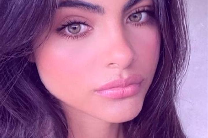 Piper, 24, a brunette green-eyed latina companion based in Tormac. Offering Massage, Couples, Party Girl, OWO, 69. Available for incall and outcall, day and ...
