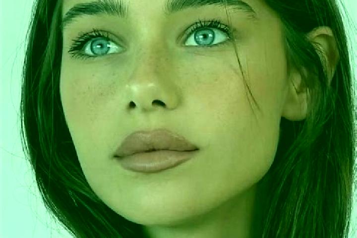 Piper, 24, a brunette grey-eyed mixed companion based in Quiroga. Offering Overnight, Roleplay, BDSM. Available for incall and outcall, day and evening dates.