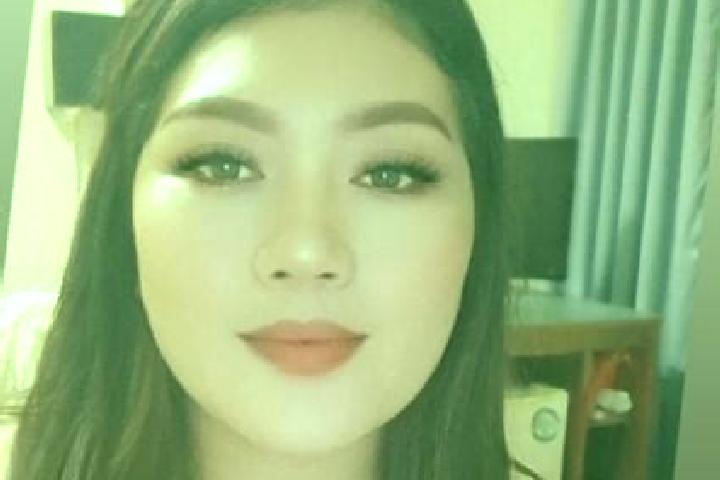 Piper, 25, a auburn dark-eyed asian companion based in Vieux-Ferrette. Offering OWO, A-Level, CIM, Dinner Date, Erotic Massage. Available for incall and outc...