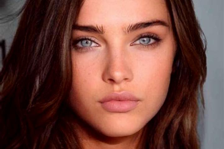 Piper, 25, a brunette grey-eyed european companion based in Lerum. Offering Erotic Massage, Massage, Fetish. Available for incall and outcall, overnight book...