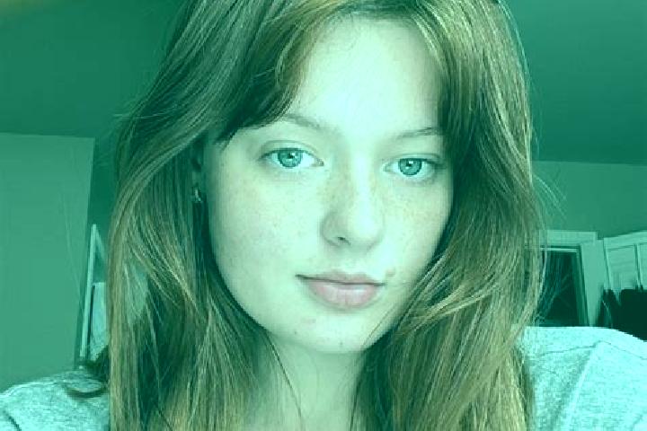 Piper, 25, a chestnut grey-eyed latina companion based in San Diego de Alejandria. Offering Roleplay, Couples, Travel Companion, Dinner Date. Available for i...
