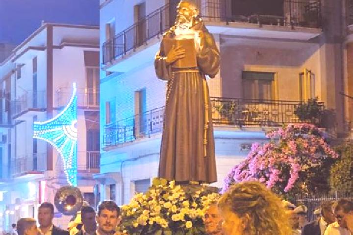 Piper, 26 — Escort in Galatone, Italy