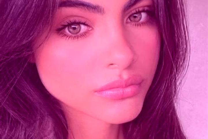 Piper, 27, a black hazel-eyed mediterranean companion based in Gressan. Offering Erotic Massage, Striptease. Available for incall and outcall, day and evenin...