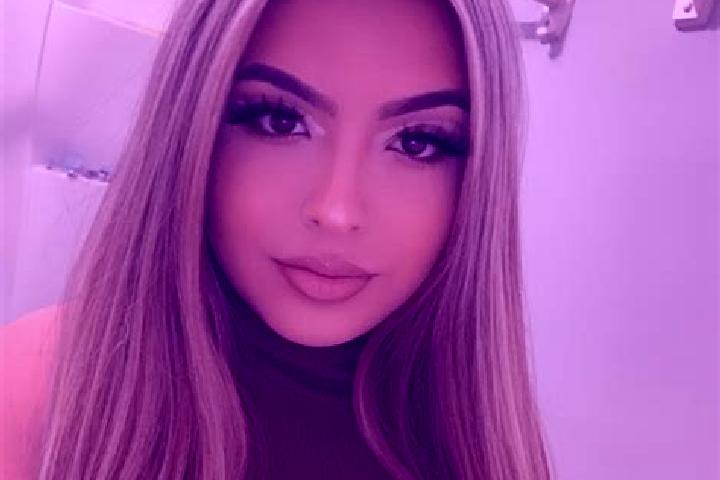 Piper, 27, a blonde brown-eyed latina companion based in East Randolph. Offering Erotic Massage, GFE, Striptease, A-Level, Girlfriend Experience. Available f...