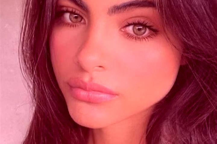 Piper, 27, a brunette green-eyed caribbean companion based in Shakhtarsk. Offering Massage, Couples, Dinner Date, Deep French Kissing. Available for incall a...