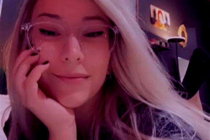 Piper, 28, a blonde dark-eyed indian companion based in Progreso. Offering Roleplay, OWO, Erotic Massage. Available for incall and outcall, day and evening d...
