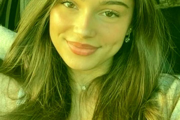 Piper, 28, a brunette hazel-eyed caribbean companion based in Higueras de Abuya. Offering Dinner Date, Travel Companion, CIM. Available for incall and outcal...