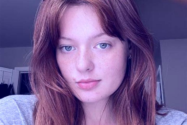 Piper, 30, a red grey-eyed mixed companion based in Idyllwild. Offering Couples, CIM, OWO. Available for incall and outcall, day and evening dates.