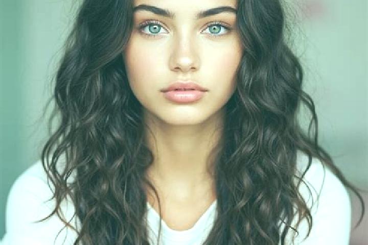 Piper, 31, a auburn hazel-eyed mediterranean companion based in Oberschrot. Offering CIM, Overnight, Deep French Kissing. Available for incall and outcall, d...