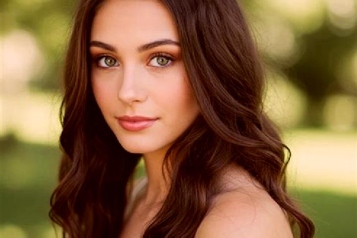 Piper, 31, a black brown-eyed middle eastern companion based in Obertyn. Offering Dinner Date, Girlfriend Experience, Prostate Massage, Roleplay. Available f...