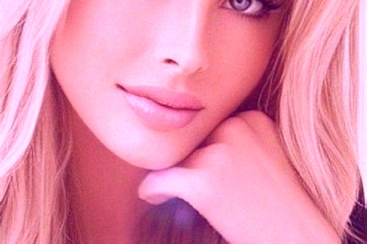 Piper, 31, a dark blonde grey-eyed caucasian companion based in Doutor Ulysses. Offering CIM, Overnight, Erotic Massage, Couples, BDSM. Available for incall ...