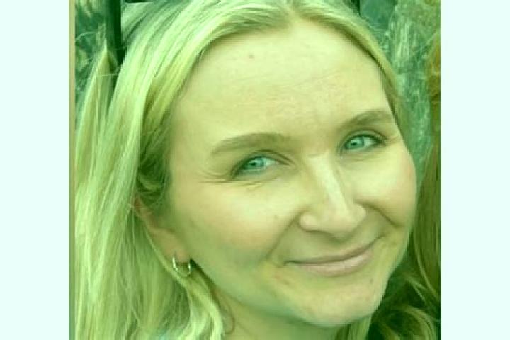 Piper, 31, a red blue-eyed middle eastern companion based in Burton Latimer. Offering CIM, Party Girl, GFE. Available for incall and outcall, overnight booki...