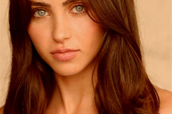 Piper, 32, a brunette dark-eyed latina companion based in Licata. Offering Striptease, Couples, Duos. Available for incall and outcall, overnight bookings av...