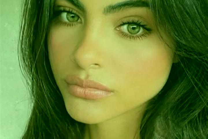 Piper, 32, a chestnut dark-eyed indian companion based in Stewart Manor. Offering Domination, GFE, Girlfriend Experience. Available for incall and outcall, o...