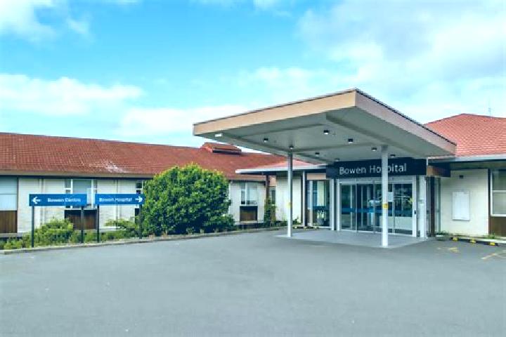 Piper, 32 — Escort in Crofton Downs, New Zealand