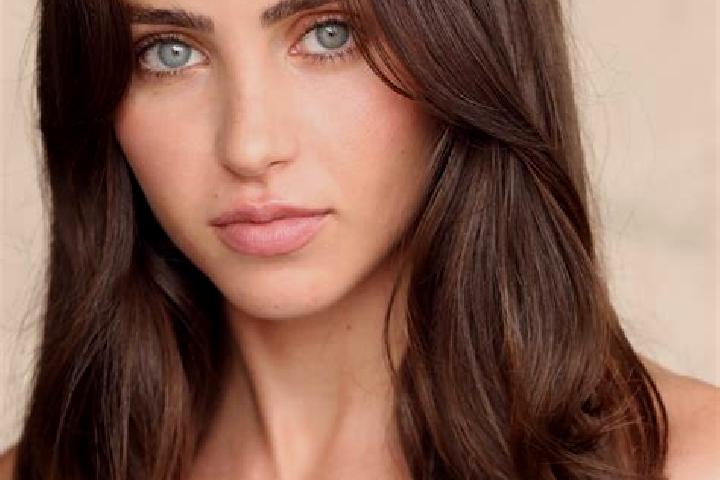Piper, 33, a brunette amber-eyed latina companion based in Cybinka. Offering Overnight, BDSM, Duos, Erotic Massage. Available for incall and outcall, overnig...