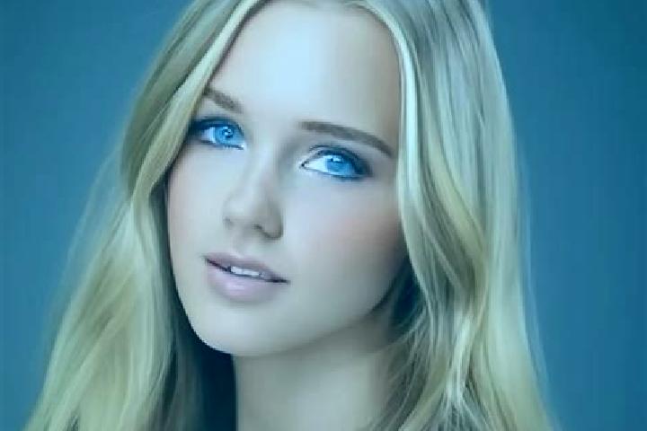 Piper, 34, a dark blonde grey-eyed mediterranean companion based in Chewton. Offering OWO, A-Level. Available for incall and outcall, overnight bookings avai...