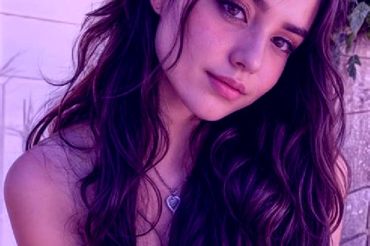 Piper, 35, a auburn hazel-eyed middle eastern companion based in Brenderup. Offering Deep French Kissing, Tantra, Prostate Massage, Party Girl. Available for...
