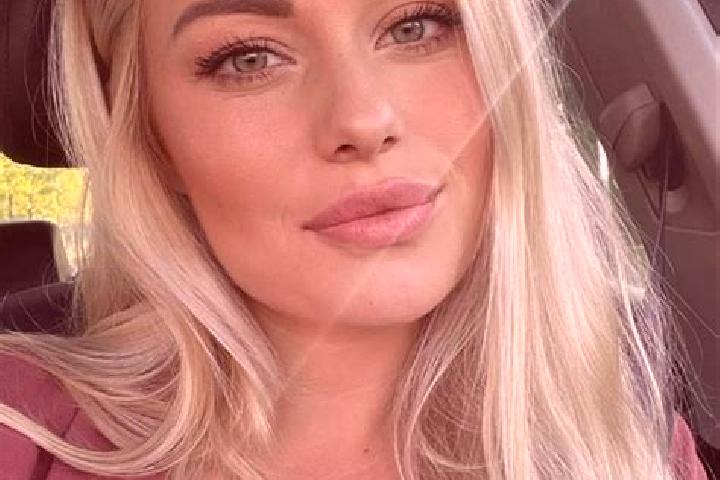 Piper, 35, a blonde hazel-eyed caucasian companion based in Goundam. Offering Prostate Massage, CIM, Party Girl, OWO, A-Level. Available for incall and outca...