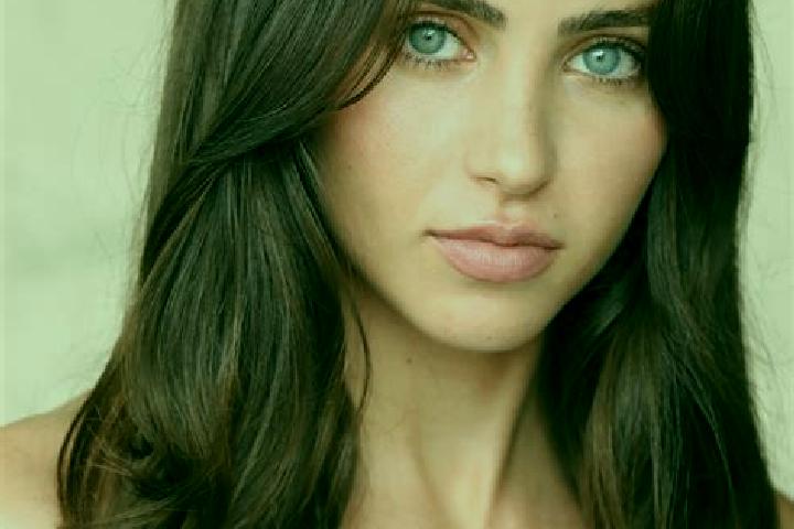 Piper, 35, a brunette grey-eyed european companion based in Kemberg. Offering Massage, Erotic Massage, Domination. Available for incall and outcall, day and ...