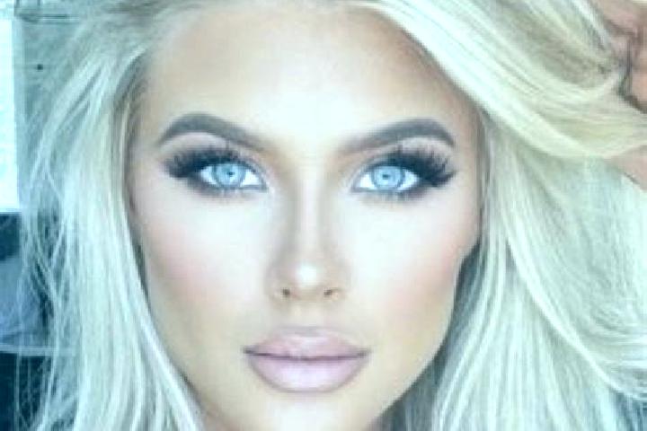 Piper, 35, a platinum blonde green-eyed mixed companion based in Peterculter. Offering Overnight, A-Level, Dinner Date, Couples. Available for incall and out...