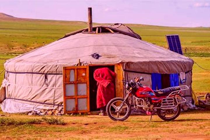 Piper, 35 — Escort in Bayantal, Mongolia