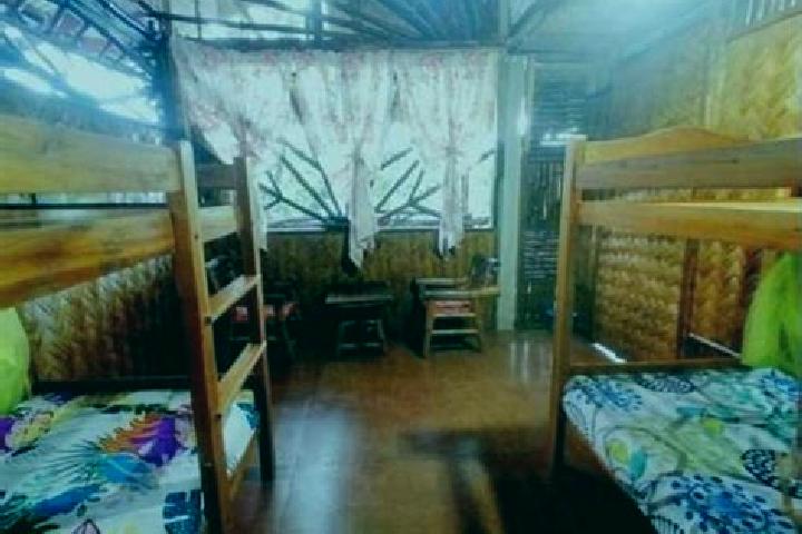 Piper, 35 — Escort in Tiniguiban, Philippines