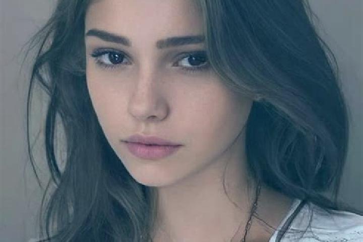 Piper, 36, a black grey-eyed slavic companion based in Al Qutaylibiyah. Offering OWO, CIM, BDSM. Available for incall and outcall, day and evening dates.