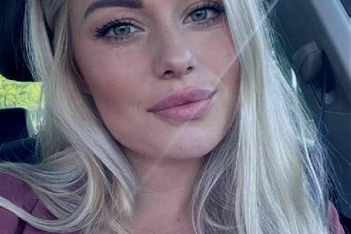 Piper, 36, a blonde hazel-eyed indian companion based in Dogana. Offering Couples, Domination, Deep French Kissing, Travel Companion. Available for incall an...