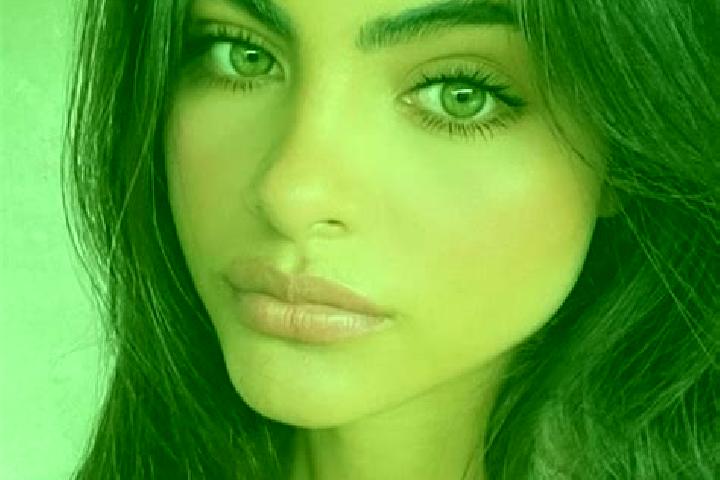 Piper, 36, a brunette dark-eyed european companion based in Nova Paka. Offering A-Level, Massage, Tantra. Available for incall and outcall, day and evening d...