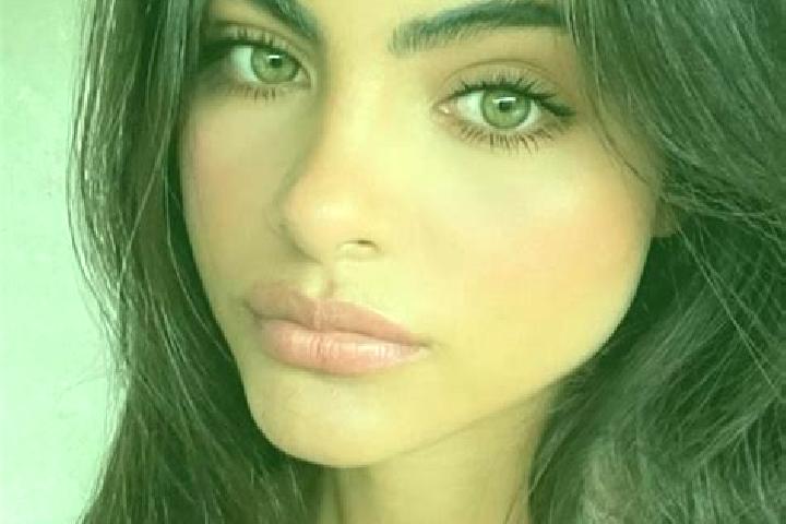 Piper, 36, a dark blonde hazel-eyed middle eastern companion based in Stedham. Offering Striptease, Overnight, Duos. Available for incall and outcall, overni...