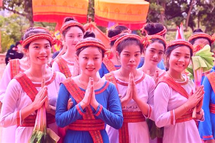 Piper, 36 — Escort in Phong Chau, Vietnam