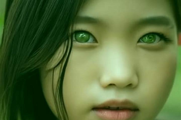 Piper, 37, a brunette green-eyed asian companion based in Kapho. Offering Dinner Date, Striptease, Domination, Girlfriend Experience. Available for incall an...