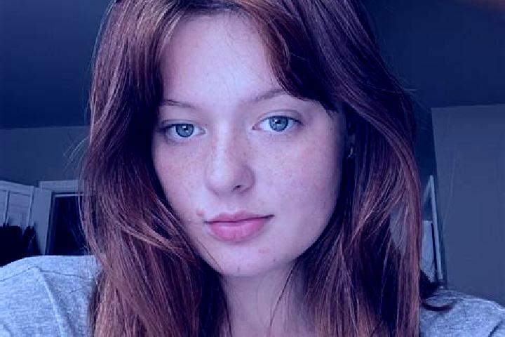 Piper, 37, a red grey-eyed mixed companion based in Puianello. Offering Overnight, Couples, BDSM, Fetish, Dinner Date. Available for incall and outcall, day ...