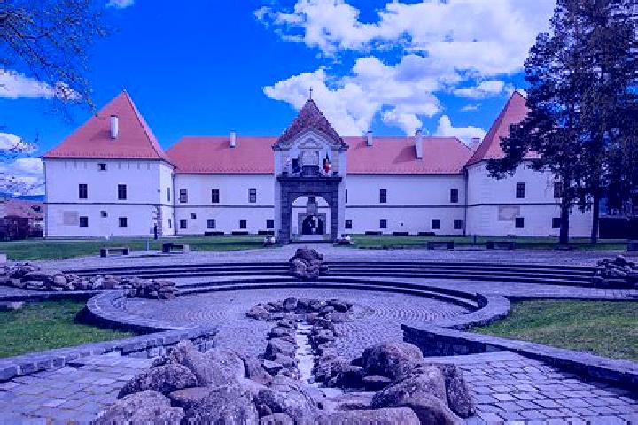 Piper, 38 — Escort in Pauleni-Ciuc, Romania