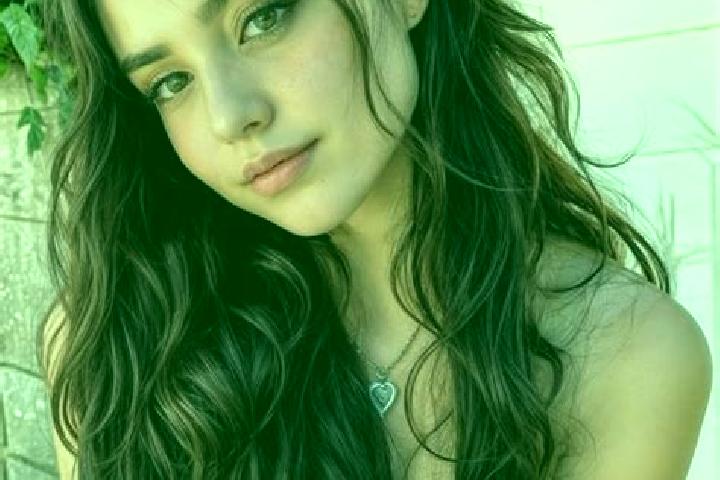 Quinn, 20, a auburn hazel-eyed mixed companion based in Alap. Offering BDSM, Girlfriend Experience, Prostate Massage. Available for incall and outcall, overn...