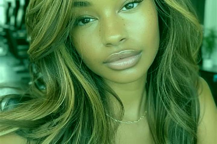 Quinn, 20, a dark blonde amber-eyed mixed companion based in Meythet. Offering CIM, Tantra. Available for incall and outcall, day and evening dates.