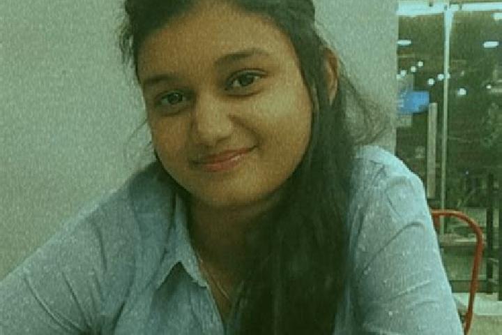 Quinn, 20 — Escort in Qushi, China