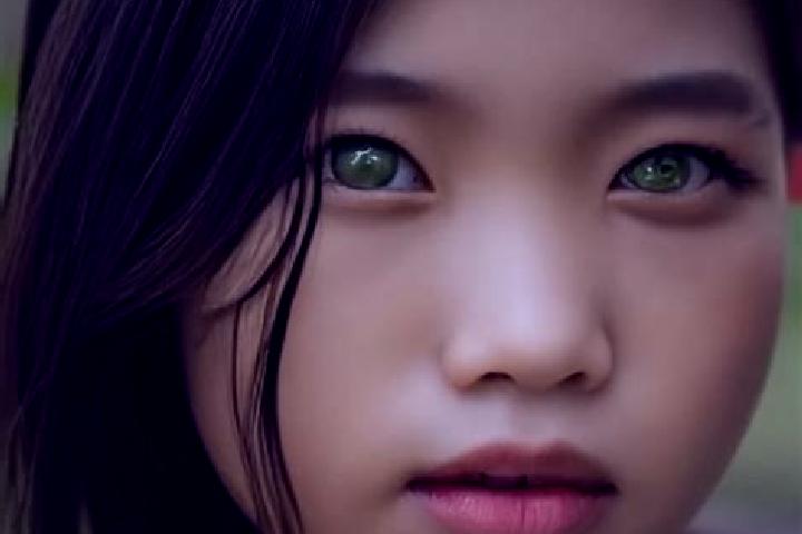 Quinn, 21, a black green-eyed asian companion based in Salabah. Offering Domination, 69, Girlfriend Experience, Dinner Date, Duos. Available for incall and o...