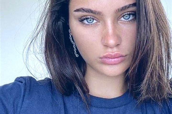 Quinn, 21, a brunette dark-eyed caribbean companion based in Uluyatir. Offering Erotic Massage, Couples, A-Level, Prostate Massage, Massage. Available for in...