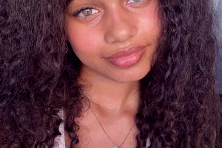 Quinn, 21, a red hazel-eyed ebony companion based in Maggia. Offering Tantra, Travel Companion, Party Girl. Available for incall and outcall, day and evening...