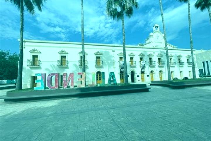 Quinn, 21 — Escort in Ciudad de Allende, Mexico