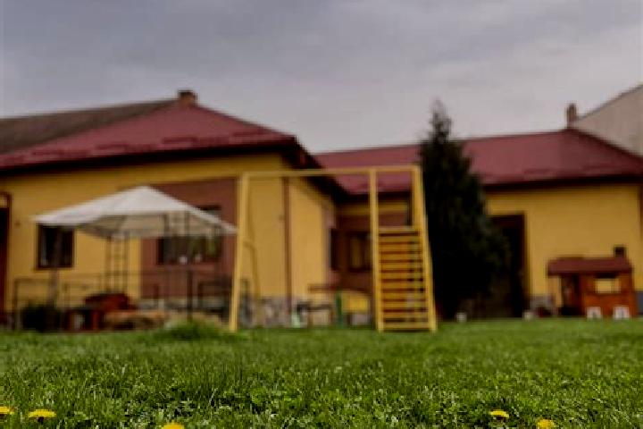 Quinn, 21 — Escort in Magherus, Romania
