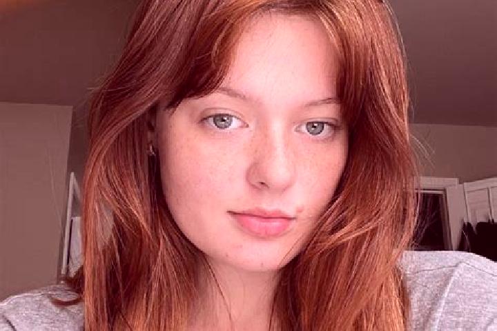 Quinn, 22, a auburn hazel-eyed slavic companion based in Elvas. Offering BDSM, Prostate Massage, Striptease. Available for incall and outcall, overnight book...