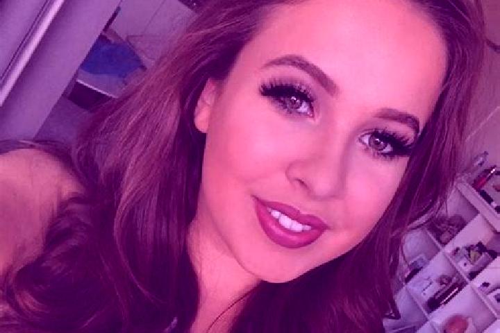 Quinn, 22, a black grey-eyed caucasian companion based in Lili. Offering GFE, Striptease, Duos, Dinner Date. Available for incall and outcall, overnight book...