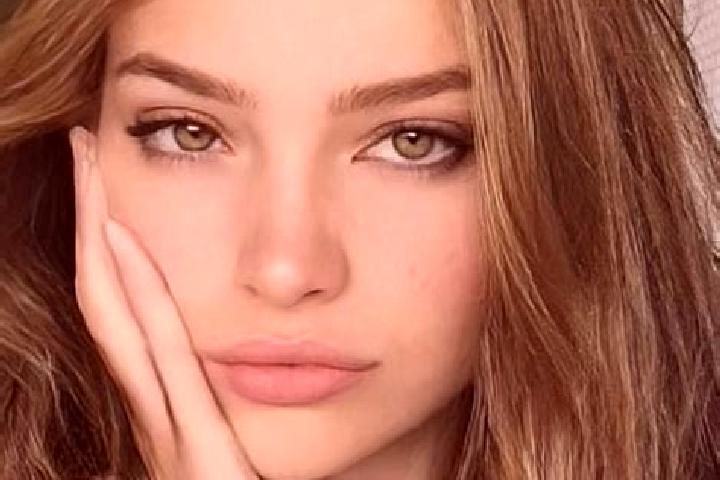 Quinn, 22, a dark blonde hazel-eyed latina companion based in Sigaozhuang. Offering GFE, Duos, Girlfriend Experience, Dinner Date. Available for incall and o...