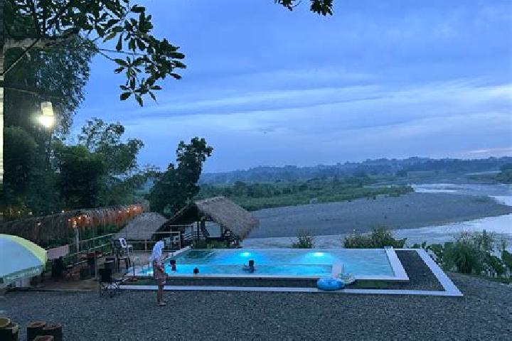 Quinn, 22 — Escort in Maribong, Philippines