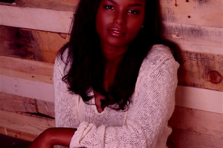 Quinn, 23, a black dark-eyed ebony companion based in Vadi. Offering CIM, Party Girl. Available for incall and outcall, overnight bookings available.